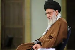 سه تن از فقهای شورای نگهبان توسط رهبر انقلاب ابقا شدند