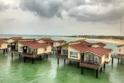 اولین هتل دریایی ایران | هتل ترنج کیش + اطلاعات کامل درباره نخستین هتل دریایی ایران