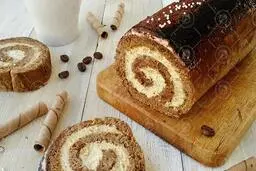 تیرامیسو به شکل رول، دسری شیک و خوشمزه برای مهمانی‌های تابستانی! | طرز تهیه رول ترامیسو +ویدیو
