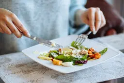 راز کشف طول عمر | تاثیر غذا خوردن بر ژنتیک! | غذا خوردن باعث جوانی می شود؟