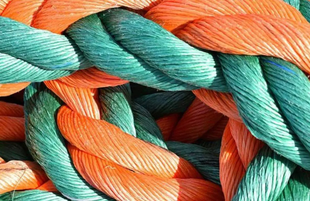 آشنایی با طناب پلی اتیلن، کاربرد ها و ویژگی های آن