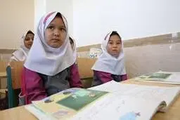 بلاتکلیفی دانش‌آموزان اتباع در شرایط کرونا 