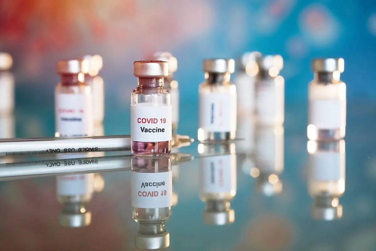 
مقایسه فاصله زمانی تزریق دو دز انواع واکسن کرونا