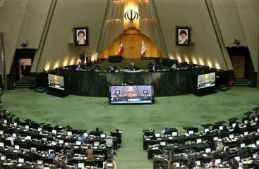 معاون حقوقی پزشکیان: طرح مجلس درباره «نفوذ» مغایر قانون اساسی و حقوق شهروندی است