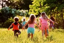 کشورهای خوب برای بچه‌های خوب | کدام کشورها برای تولد فرزند و زندگی کودکان جای بهتری هستند؟