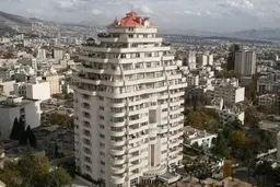 همه فروشنده‌اند!