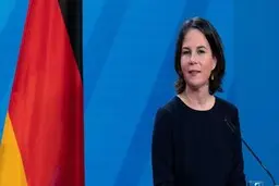
 آلمانی‌ها از اوکراین خارج شوند
