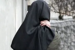 ماجرای غم انگیز فرار دختر ۱۳ساله از کرج به مشهد