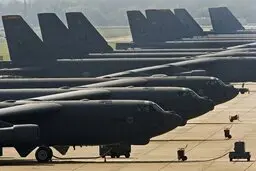 آمریکا بمب‌افکن‌های استراتژیک B-52H را به انگلیس می‌فرستد