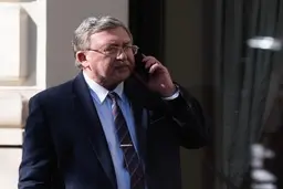 اولیانوف: هر گونه حرکت یا سخن غیرمحتاطانه‌ای می‌تواند اوضاع را در مذاکرات وین پیچیده و تیره کند؛ به شرکای خود توصیه کرده‌ایم که این مسئله را فراموش نکنند | برای آماده سازی سند نهایی، هنوز کار زیادی باید انجام شود