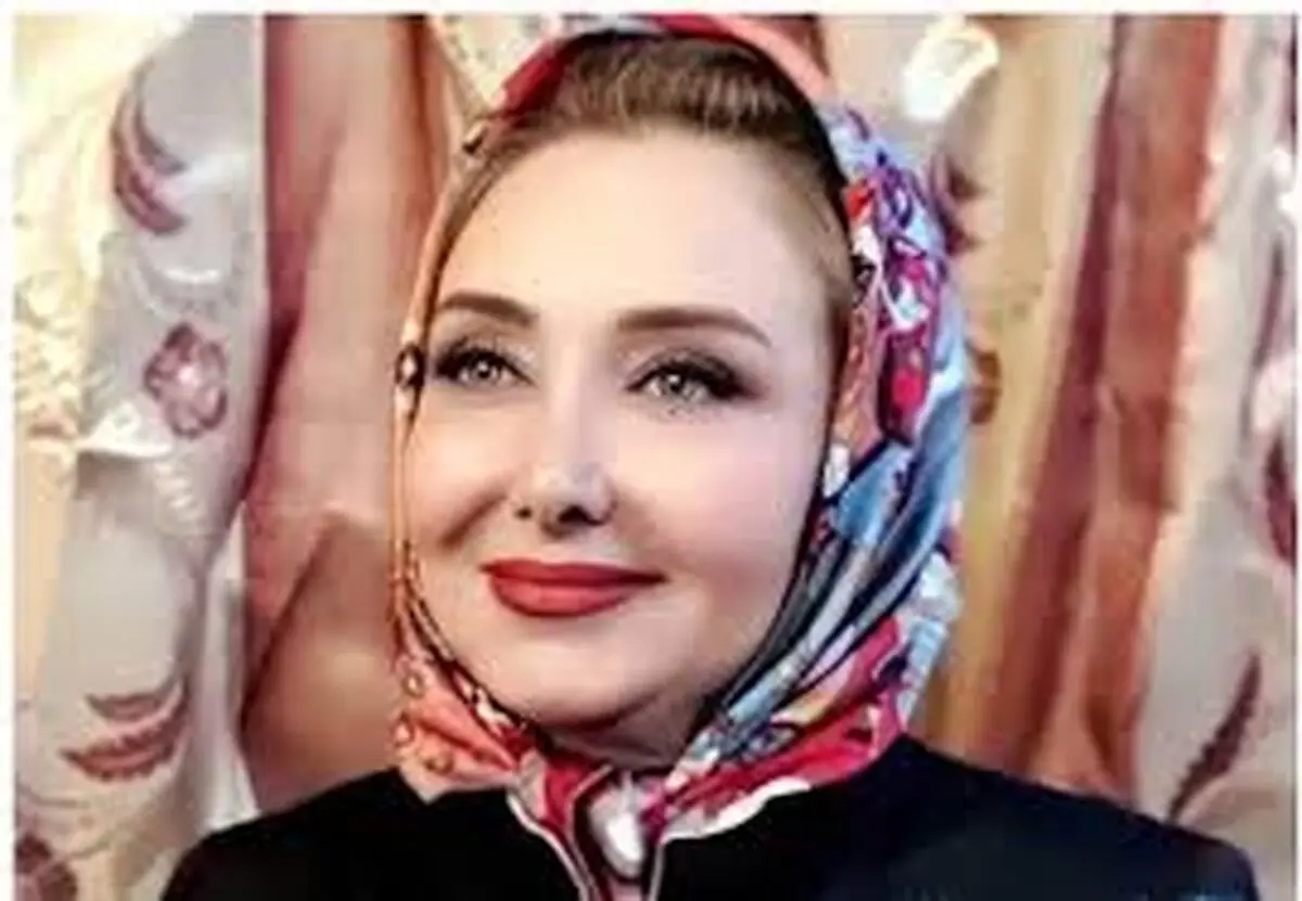 لو رفتن رابطه عاشقانه کتایون ریاحی با یک پسربچه دبیرستانی! | لحظه‌ی بوسه گرفتن عاشقانه این دو نفر + عکس