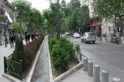 دلالی با جان مردم

