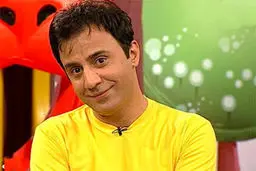 عاشقانه ای از عموپورنگ از راد دور +عکس 