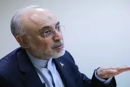 صالحی: ماهانه ۹ کیلو اورانیوم ۲۰ درصد غنی‌سازی می‌کنیم