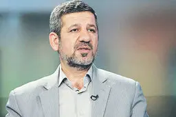 احمدی‌نژاد نه در انتخابات ۱۴۰۰ و نه در آینده سیاسی کشور جایگاهی نخواهد داشت. 