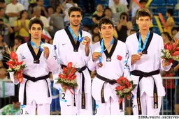 پناهنده نشدم،رئیس جمهور بلغارستان اقامتم را داد