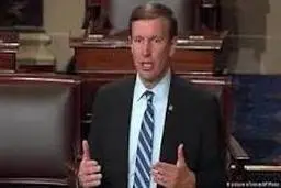 سناتور کریس مورفی: نادیده گرفتن ویروس کرونا از سوی دولت ترامپ بسیار ترسناک است
