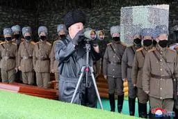 کره شمالی از بیم کرونا دیپلمات‌های خارجی داوطلب را به خارج می‌فرستد