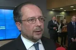 وزیر خارجه اتریش فردا با ظریف دیدار می کند