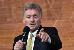 کرملین: مردم برای رهبر خود تصمیم می‌گیرند نه جو بایدن 