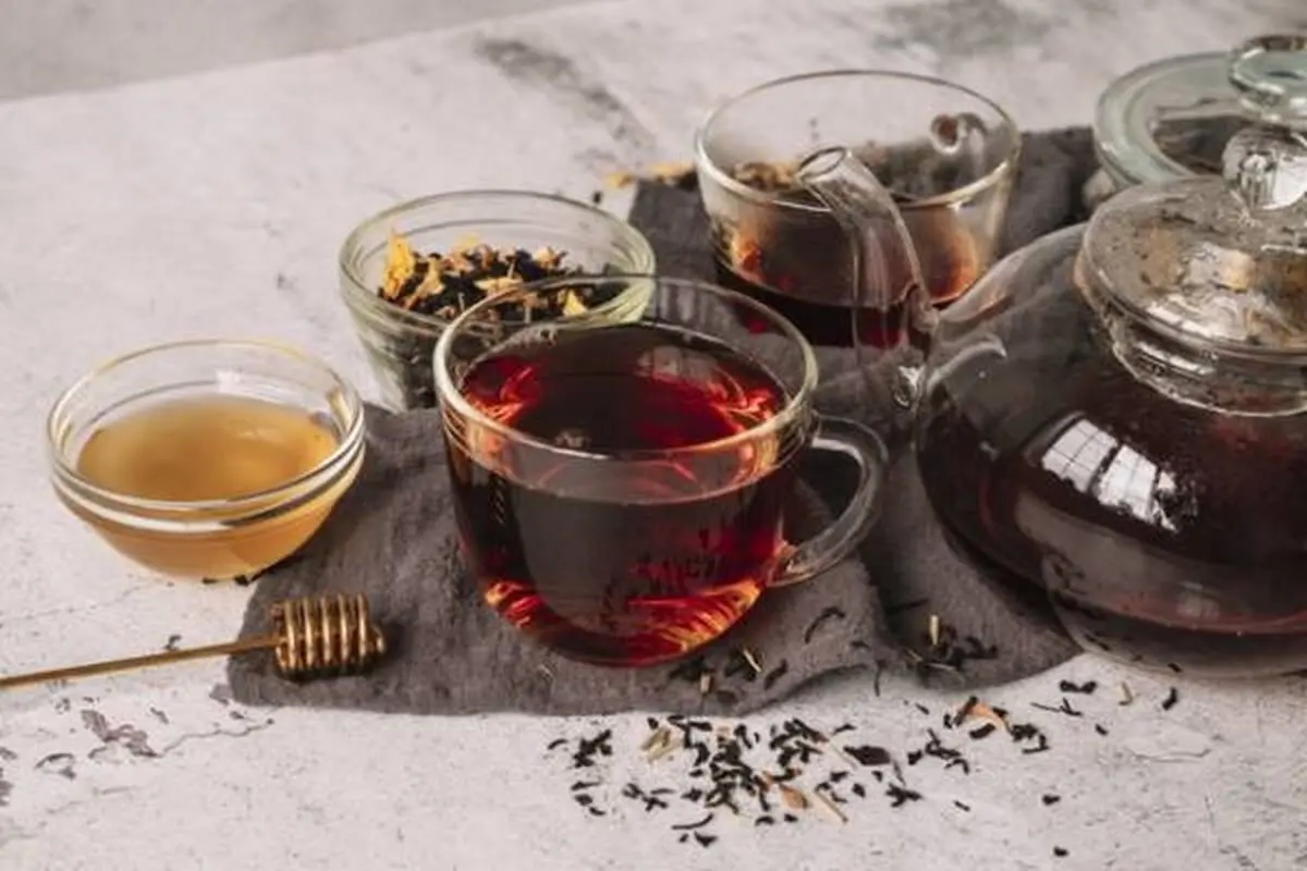 دیگه چای کهنه دور نریز | بیا بهت بگم با چای کهنه چیکار کنی!