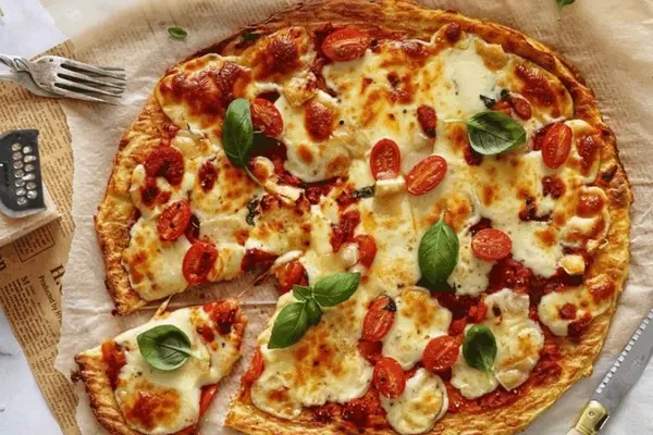 طرز تهیه پیتزا سیب‌زمینی | بچه‌ها عاشق این پیتزا می‌شن+ویدئو