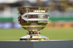 استقلال در سوپرجام مهمان شد | 30 هزار بلیت فروخته می شود