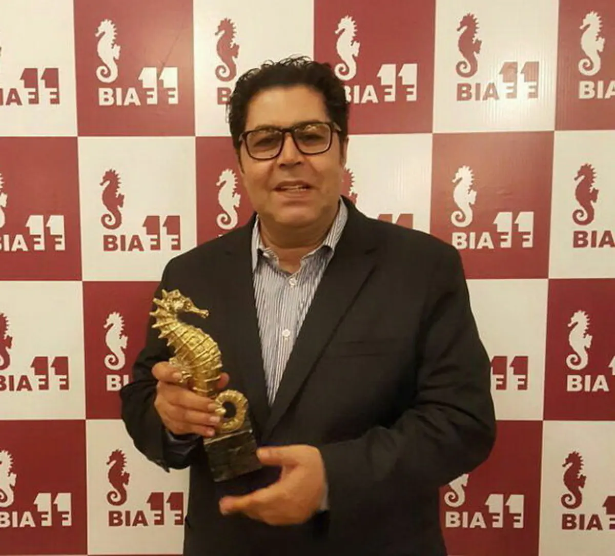 فرهاد اصلانی در کوچه ی بی نام