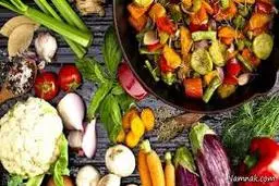 گیاهخواران، در معرض خطر شکستگی استخوان هستند.
