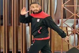  اشکان دژاگه | اشکان معامله بدی با ما و با خودش می‌کند. 