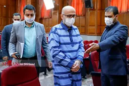 سومین جلسه دادگاه طبری: "قبول ندارم، تکذیب می‌کنم