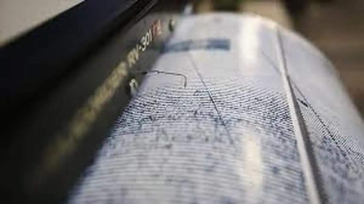 زلزله  |  در آبان ماه ایران بیش از ۱۰۰۰ بار لرزید 