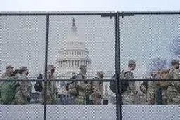  مراسم تحلیف بایدن  |  افزایش شمار نیروهای گارد ملی آمریکا به 20 هزار نفر