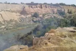 
آتش‌سوزی در منطقه تاریخی باغ خان شوشتر
