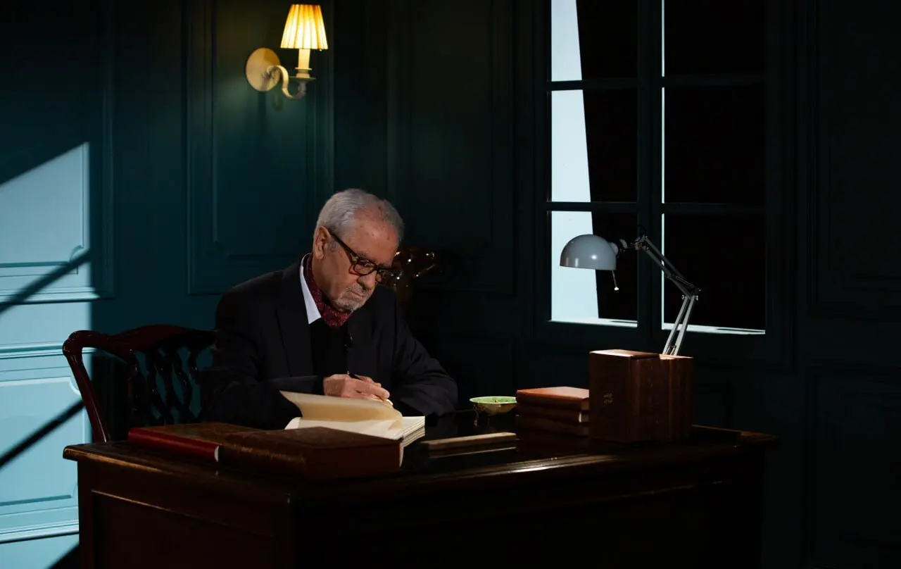 حکمرانی جامعه را محکم بغل کرده و جسارت تغییر ندارد + ویدئو