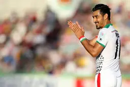 

دوست دارم در لیگ ایران بازی کنم

