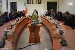 چه نسبت و رابطه‌ای میان مدیران دولتی و طبقه سرمایه‌دار وجود دارد؟ 