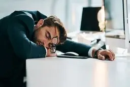 اگر همیشه خسته اید به یکی از این بیماری‌ها مبتلا شده‌اید | اگر همیشه خسته اید بخوانید!