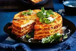 اگر هوس لازانیا کردی، این سری با کیک درستش کن! | طرز تهیه کیک لازانیا خوشمزه مخصوص وقتایی که مهمون داری! + ویدئو