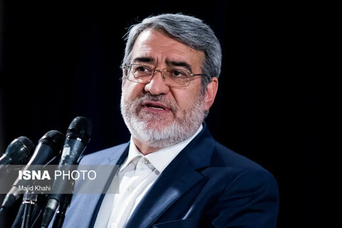 دستور  رحمانی فضلی به استاندار تهران در پی وقوع زلزله شدید ۵.۱ ریشتری در تهران