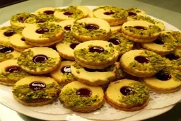دیگه از بیرون شیرینی مشهدی نخر خودت تو خونه درست کن! | طرز تهیه شیرینی مشهدی +ویدیو