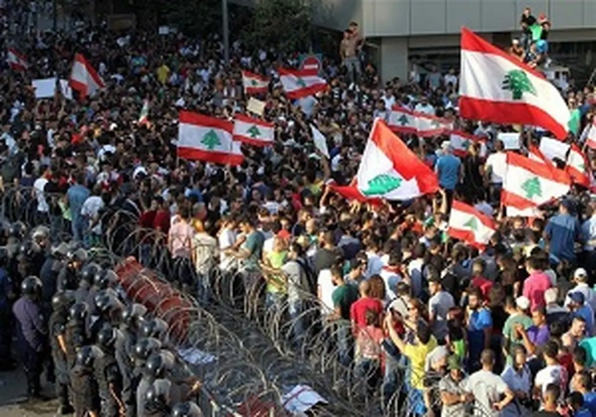 راهپیمایی ۲۰ هزار نفری مردم لبنان
