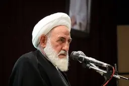 انتقاد امام جمعه کاشان از ساخت آشپزخانه های اپن  |   نوامیس را در معرض دید نامحرم قرار می دهد
