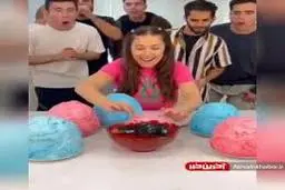 سورپرایز شدن چند دختر و پسر از هدیه‌های شانسی!+ویدئو 