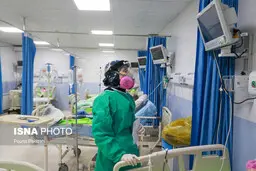 کادر درمان خسته است، ۵۰ پزشک و پرستار مبتلا، در قرنطینه و یا بستری اند