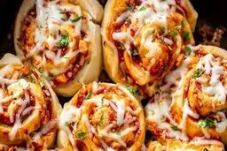 اگه یبار پیتزا رولی رو امتحان کنی پشیمون نمیشی! | طرز تهیه پیتزا رولی آسان و خوشمزه +ویدئو