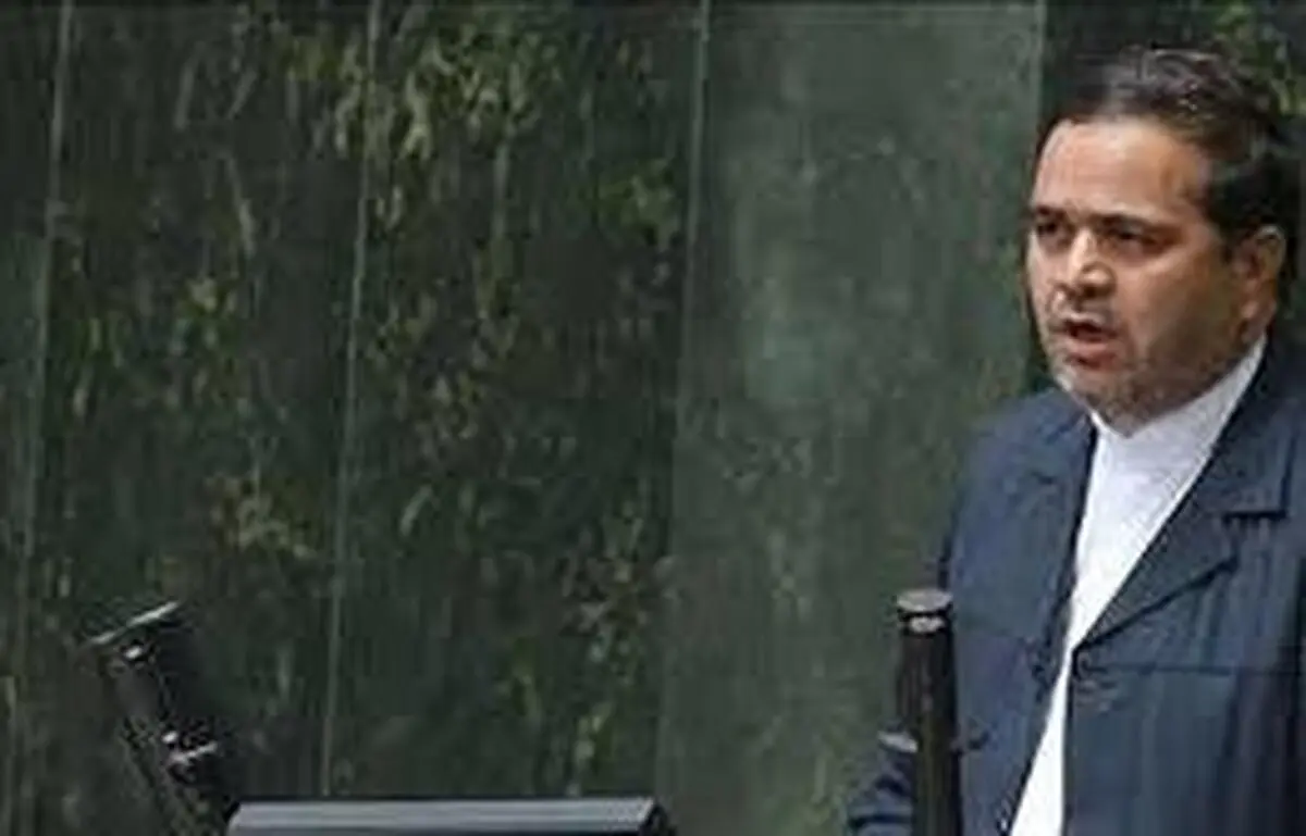 شهرداری و نیروی انتظامی قرار است فیلم عنابستانی را به مجلس ارسال کنند| 
شاهدان درگیری عنابستانی در جلسه هیات نظارت حاضر نشدند