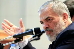قدیری ابیانه: وحدت حول محور ولایت کشور را از تحریف و تحریم دور می‌کند